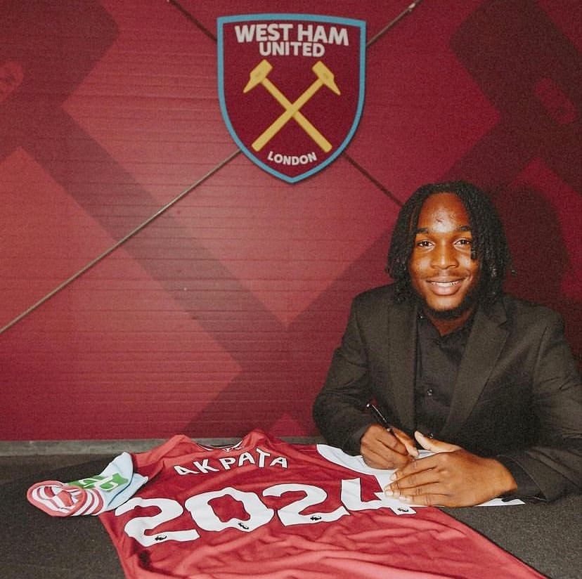 Tyron Akpata Signs First Professional Contract with West Ham United