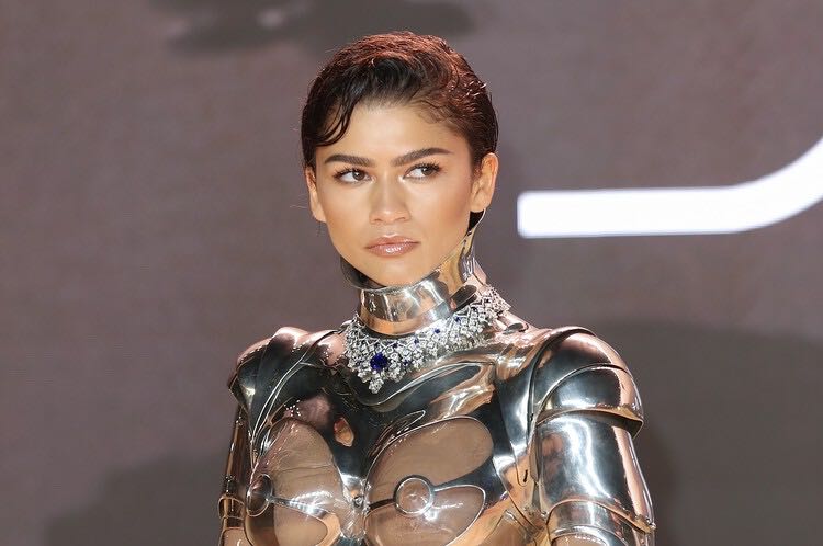 Zendaya Turns Heads in Vintage Mugler Robot Suit at Dune: Part Two Premiere